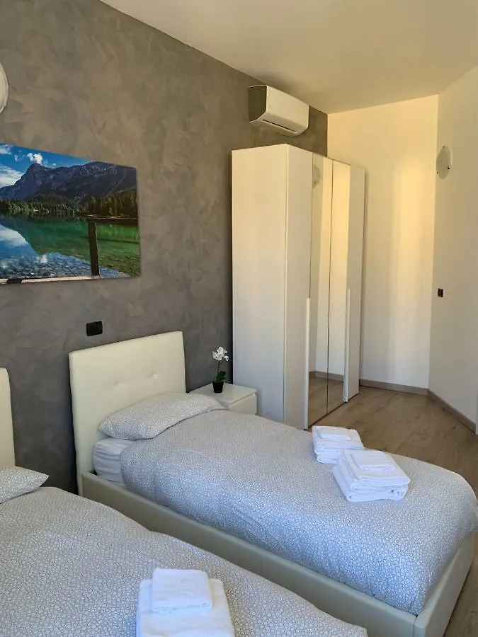 Apartment Casa Matteo Hotel Milan Italy